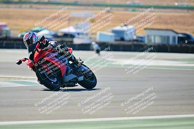 media/Oct-25-2025-2WTD (Sat) [[1e4a1f2fa2]]/B Group/Session 2 (Chicane 1 and Turn 5)/